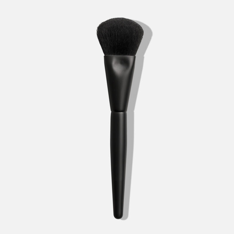 The Mary Kay Cheek Brush is a multitasking marvel to blush, highlight or contour with ease.